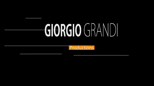 Nonton Hot Brunette Babe Daped, Tped And Taped In Gangbang thumbnail