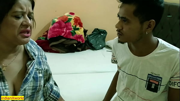 Play MP4 - Bhabhi fucking with Poor Delivery Boy&excl; Desi Reality Sex