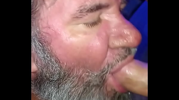 Play MP4 - Sucking a nice cock