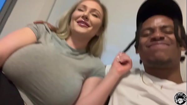 Play MP4 - busty Canadian pawg sits on lil d pt 1