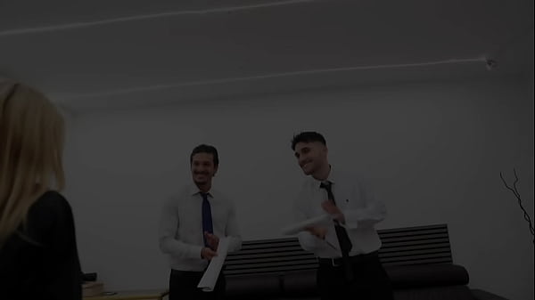 Nonton Interview For Le Iane To Rossa Vaxx - Dvp - Ep.2 thumbnail