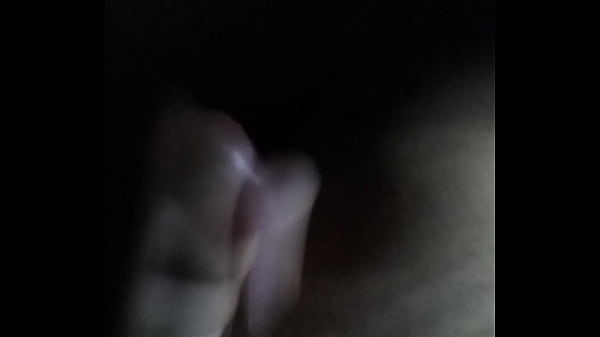 Rico pene pelandose, masturbo para la novia