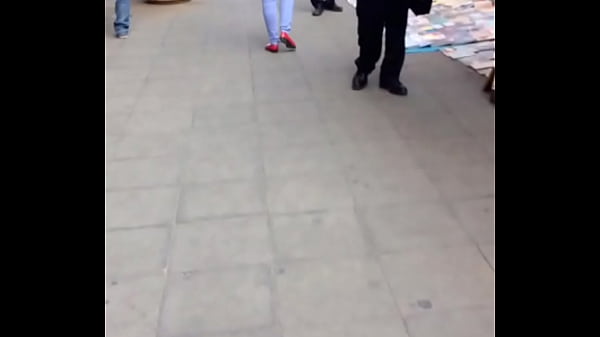 Play MP4 - Tremendo culo