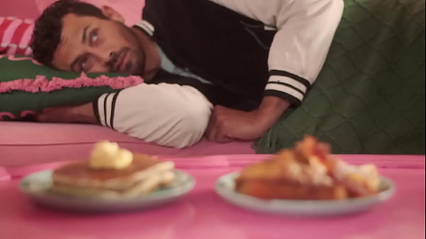 Play MP4 - VIXENPLUS Cock Craving realtor Penny can't resist his hard dick