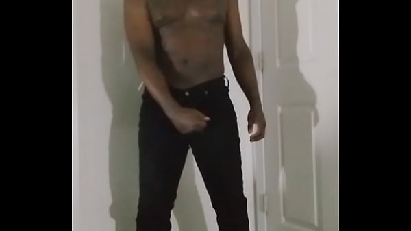 Thinking of more romantic things to do like worshipping women by sketching one for free 13 