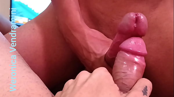 Boneca Geme Fudendo Cuzinho De Boy Safadinho thumbnail