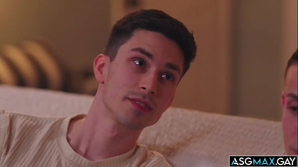 I'm flabbergasted! Gay porn this good! 