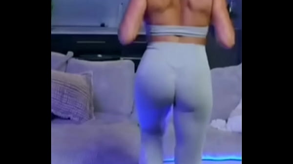 Nice Round Ass That Can Clap Clap!!! thumbnail