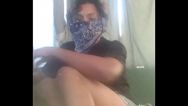 Cross dressing makes me wanna give a blowjob 