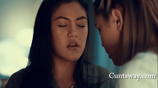 Lesbian StepSisters_Love Story TRULYPASSIONATE