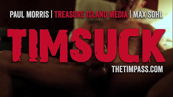 Hot euro studs trade blowjobs