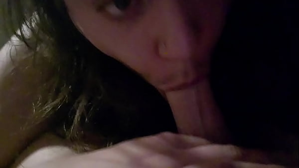 Play MP4 - Swallowing cum