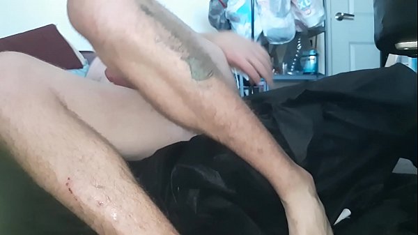 Play MP4 - Stiff dick getting a hot as fuck jacking