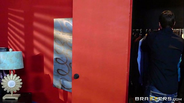 Play MP4 - Brazzers - Brandy Aniston wants anal badly