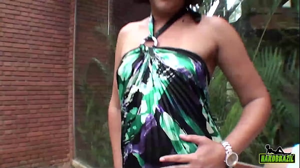 A casada vick vei aprontar com fabio usando mascara para n&atilde;o ser reconhecida ela liberou tudo