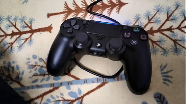 PS4 game play