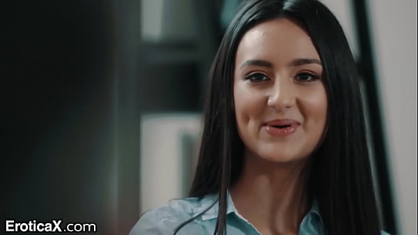 Play MP4 - Sexy Latina Eliza Ibarra Passionate Affair With Boss - EroticaX