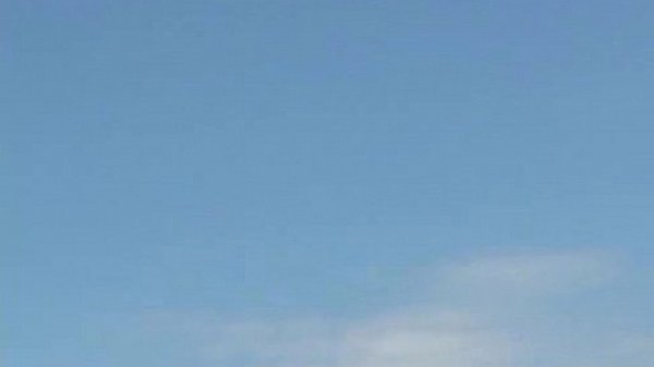 Nonton 素晴らしき着エロ3 thumbnail