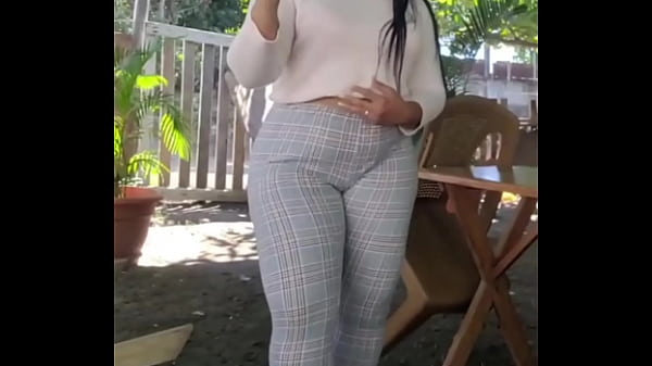 Bunduda com acalcinha marcando