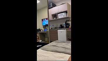 Sai Pro Bloco De Carnaval Esqueci A Porta Aberta, Quando Voltei Minha Vizinha Estava Na Cama Me Esperando Querendo Transar - Ktal thumbnail