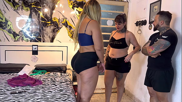 Nonton Entregadora Do Ifood Do Rabo Gigante Veio Fazer Entrega Em Nossa Casa !oferecemos 500 Reias Pra Deixar N&oacute;s Beija E Foder Ela Enquanto Seu Marido Corno Espera Na Moto! thumbnail