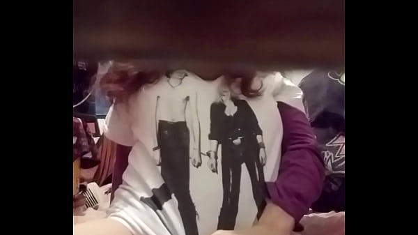 Play MP4 - dees quick vids squirts friend of sid and nancy