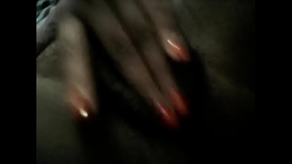 rica hondure&ntilde;a tocandose y gimiendo para mi 