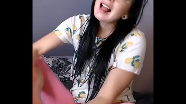 Nonton Pies Deliciosos thumbnail