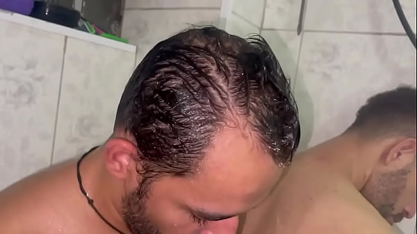 No Banheiro Da Academia Tudo Pode Acontecer. thumbnail