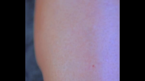 Play MP4 - Gorgeous Desi ends with her Perfect Pink Pussy Full of her own Cum