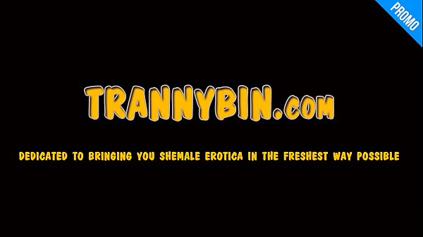 Busty Tranny In Pantyhose