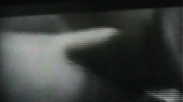 Sandrine attend patiemment son &eacute;jac faciale 