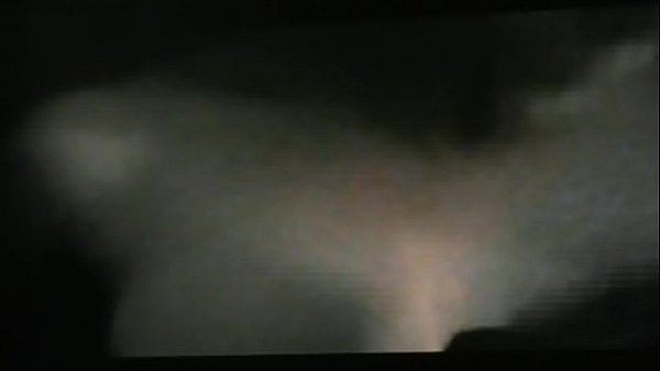 sandrine attend patiemment son &eacute;jac faciale 