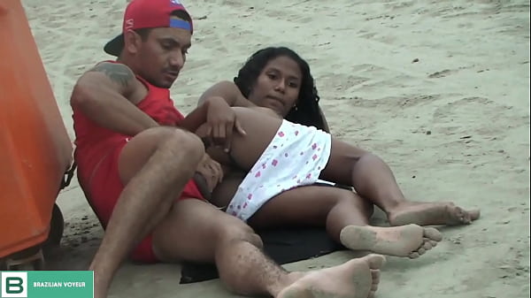 Max Maranh&atilde;o Fodendo Uma Puta Na Praia thumbnail