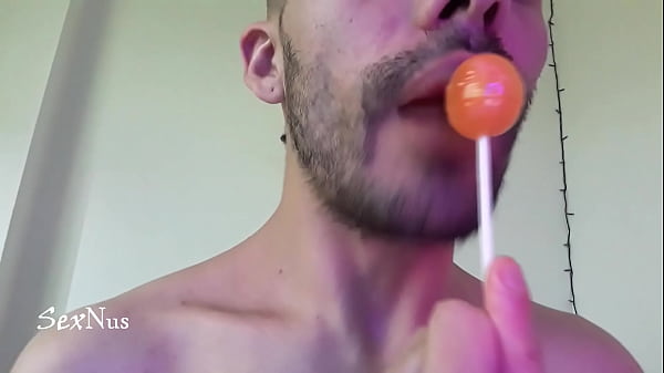 Fetiche bomb&oacute;n en mi boca 