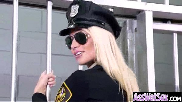 Big Curvy Wet Butt Girl_Get Banged In Her Asshole movie_11