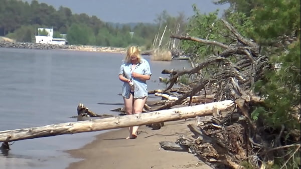Wild beach walk milfs in bikinis 