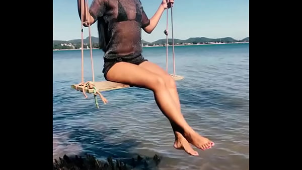 Tropical Vibes and Swing Fun by the Beach ??Aqu&iacute; tienes los hashtags juntos para que puedas copiarlos f&aacute;cilmente:... 