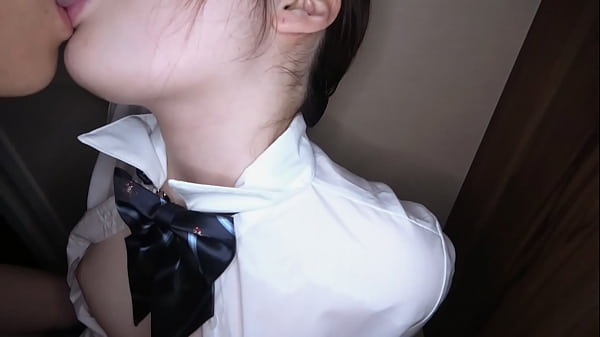 【課外授業】制服着たままお風呂で 《肌に張り付くワイシャツ&times;透け乳首》にビンビン！超シコい濡れ透け着衣sex