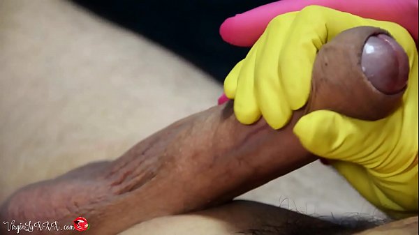 Guy Got A Cool 4-handed Handjob In Latex Gloves thumbnail