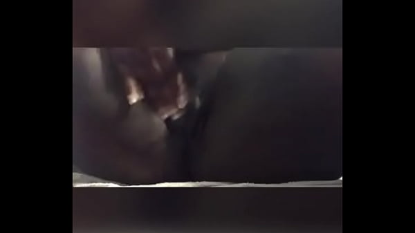 Play MP4 - Horny bbw squirts