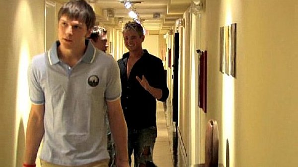 Jesse Jacobs fucks Tyler Bradley 