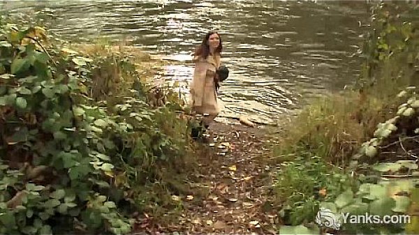 First timer amber masturbating outdoors