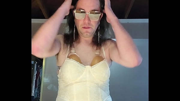 Sissy Orgasm From Dildo Play 