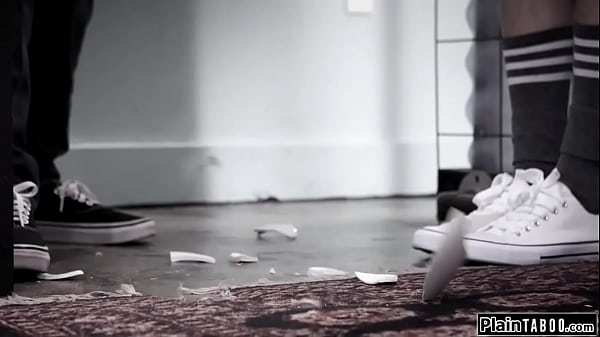 Play MP4 - Petite blonde gets rimmed behind counter