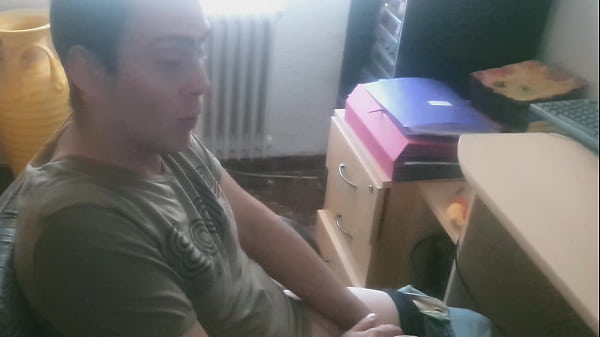 Play MP4 - Madrastra se folla al hijastro pajero