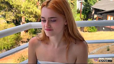 Real teen gracey snow turns public hookup into xxx fuck frenzy 