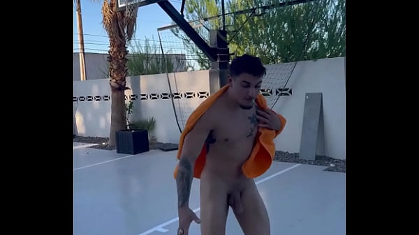 Play MP4 - Ball up top  AlexisFawx