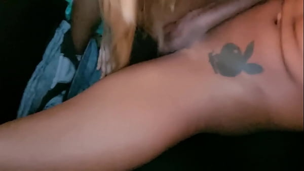 Loira não pode ver uma pica grande e já quer chupar - Thai_Camargo - Joao O Safado