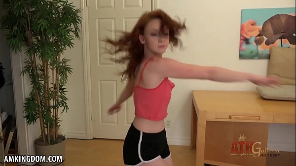 Athena Rayne_rubs her_soft pussy raw